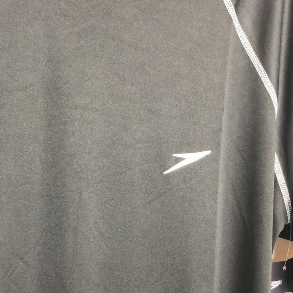 NWT Speedo Men’s Rash Guard UV Turbo Dri M - Picture 2 of 10